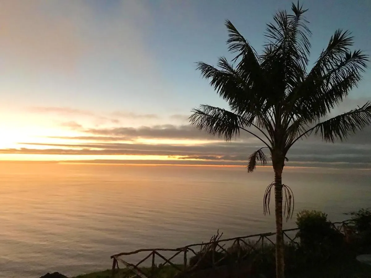 Holiday home Sea-View House In Faja Da Ovelha With Garden And Terrace Villa