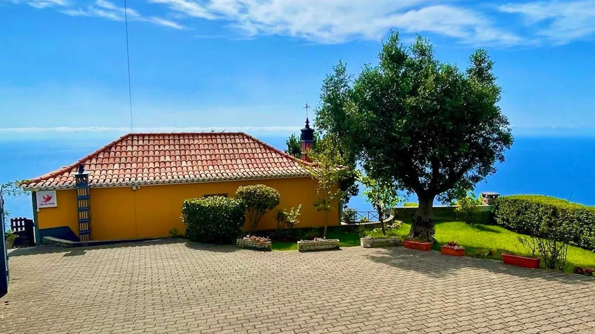 Holiday home Sea-View House In Faja Da Ovelha With Garden And Terrace Villa